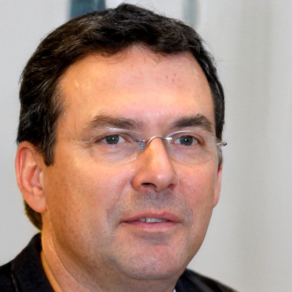 Retrato de Aleix Carrasco, participante habitual de nuestros talleres